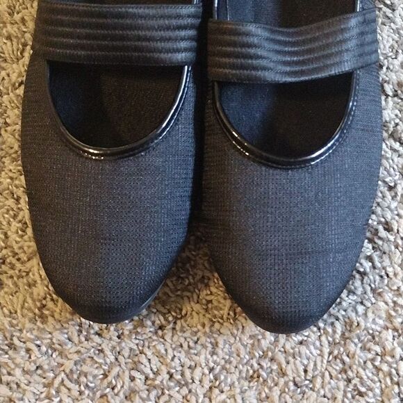 Munro American Women's Size 8.5 N Black Slip on Stretchy Strap Mary Janes Heeled - Picture 7 of 12